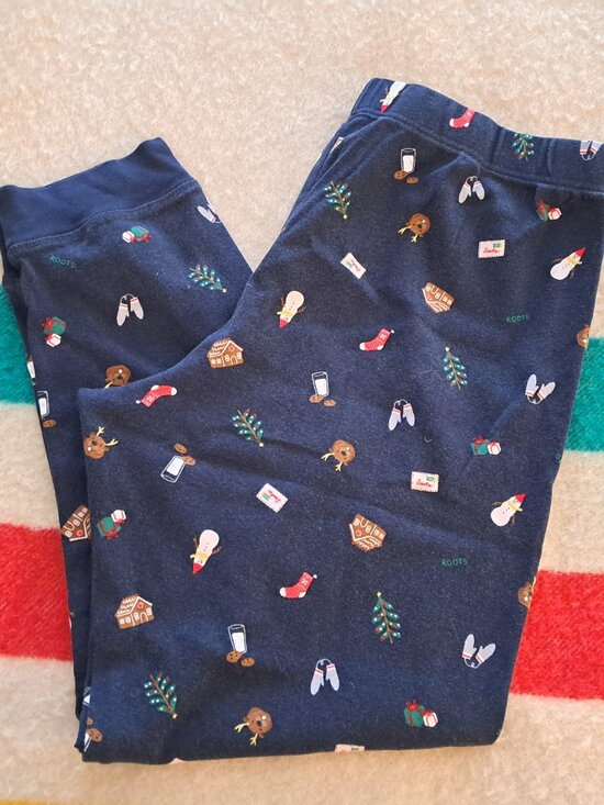 ROOTS Holiday Pajama Pants, navy, sz L - Picture 7 of 7